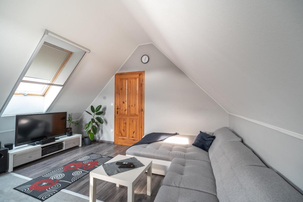 Buzavirag Apartman Keszthely Zewnętrze zdjęcie