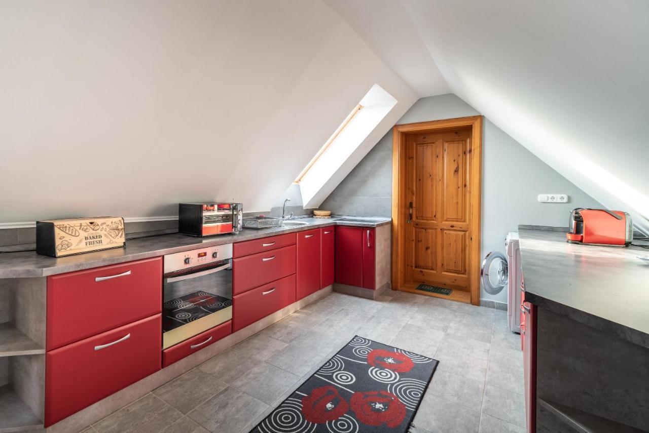 Buzavirag Apartman Keszthely Zewnętrze zdjęcie